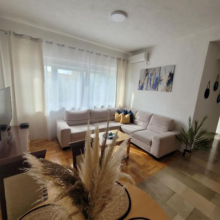 Apartman Natasa Требинье Экстерьер фото